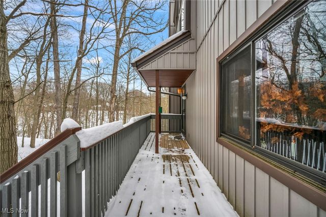 2189 Pinebrook Trail, Cuyahoga Falls, OH 44223