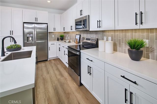 5969 Catskills Court, Eastvale, CA 92880