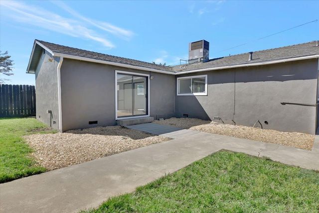 4457 College Way, Olivehurst, CA 95961