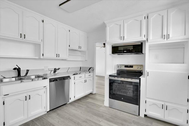 4457 College Way, Olivehurst, CA 95961