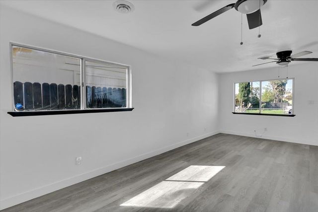 4457 College Way, Olivehurst, CA 95961