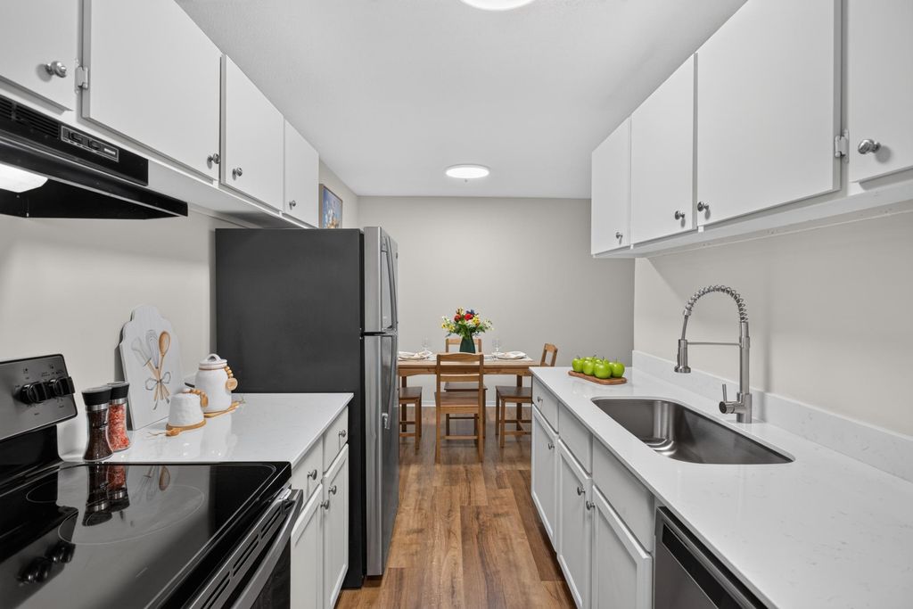12848 Nicollet Avenue 101, Burnsville, MN 55337 — photo 5