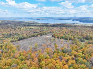 842 Gibbs Road, Newport Town, VT 05857