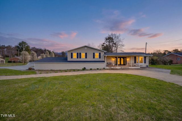 1320 Silver Grove Road, Bluff City, TN 37618