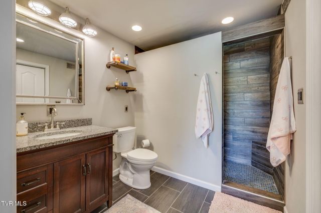 1320 Silver Grove Road, Bluff City, TN 37618