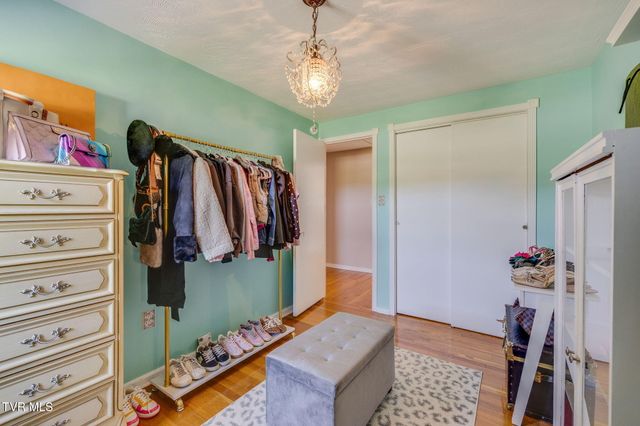 1320 Silver Grove Road, Bluff City, TN 37618