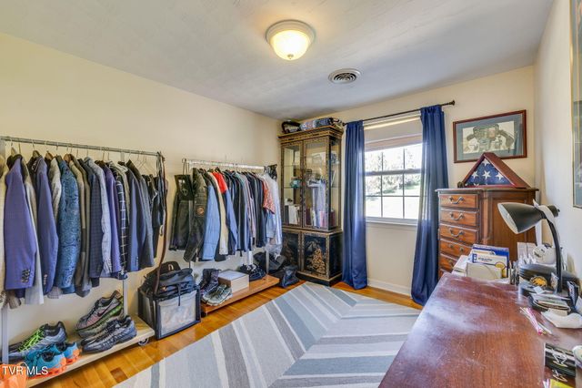 1320 Silver Grove Road, Bluff City, TN 37618