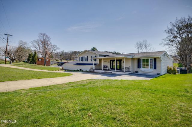 1320 Silver Grove Road, Bluff City, TN 37618