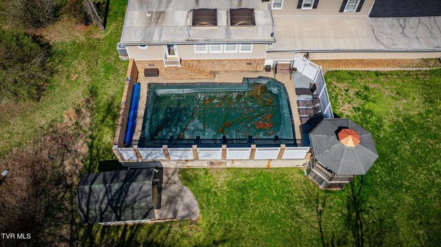 1320 Silver Grove Road, Bluff City, TN 37618