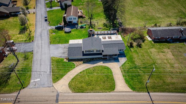 1320 Silver Grove Road, Bluff City, TN 37618