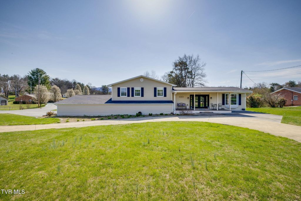 1320 Silver Grove Road, Bluff City, TN 37618