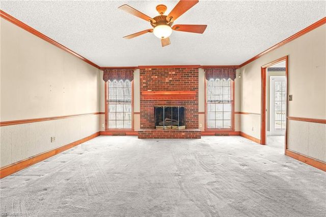 7006 Deer Hunter Lane, Lexington, NC 27295