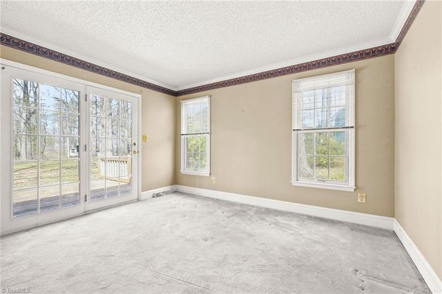 7006 Deer Hunter Lane, Lexington, NC 27295