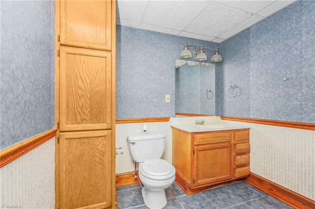 7006 Deer Hunter Lane, Lexington, NC 27295