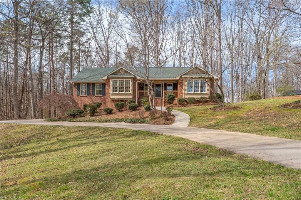 7006 Deer Hunter Lane, Lexington, NC 27295