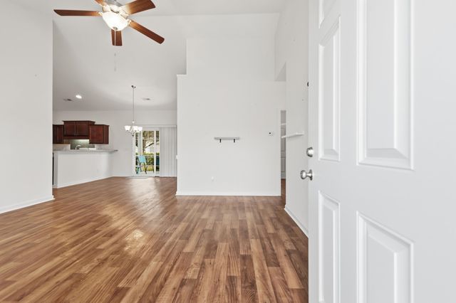 836 Ingle Nook Ln., Longs, SC 29568