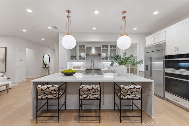 242 Sutters Mill, Irvine, CA 92602