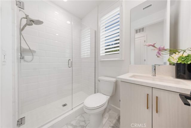 242 Sutters Mill, Irvine, CA 92602