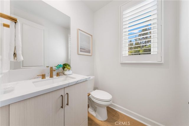 242 Sutters Mill, Irvine, CA 92602