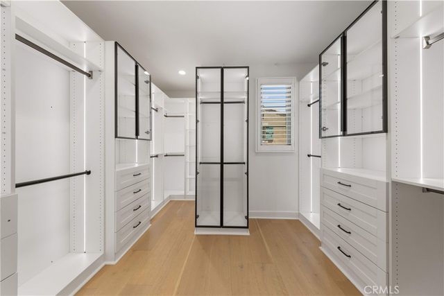 242 Sutters Mill, Irvine, CA 92602