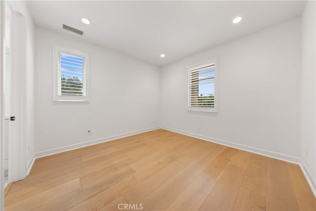 242 Sutters Mill, Irvine, CA 92602