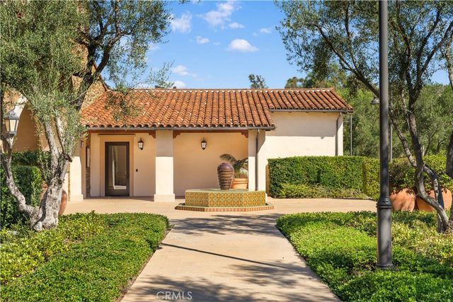 242 Sutters Mill, Irvine, CA 92602