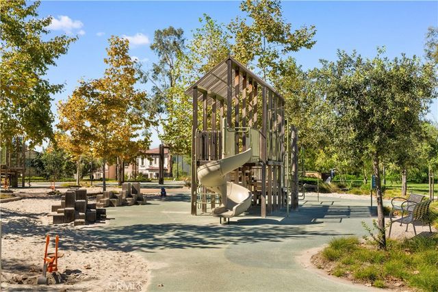 242 Sutters Mill, Irvine, CA 92602
