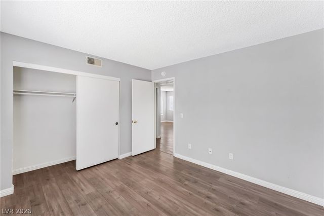 2722 Alicialynn Way B, Las Vegas, NV 89121