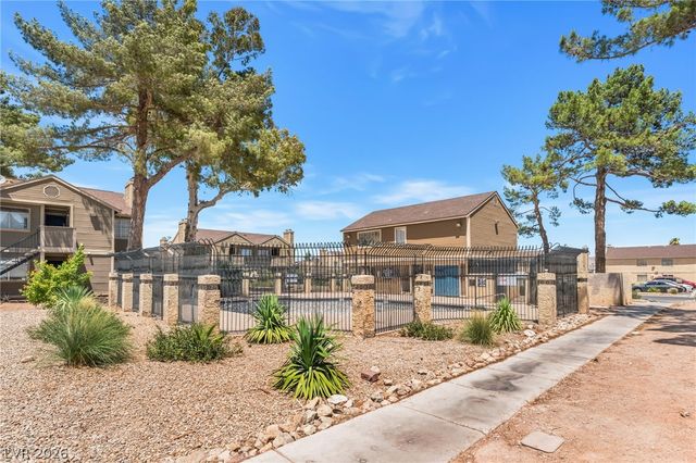 2722 Alicialynn Way B, Las Vegas, NV 89121