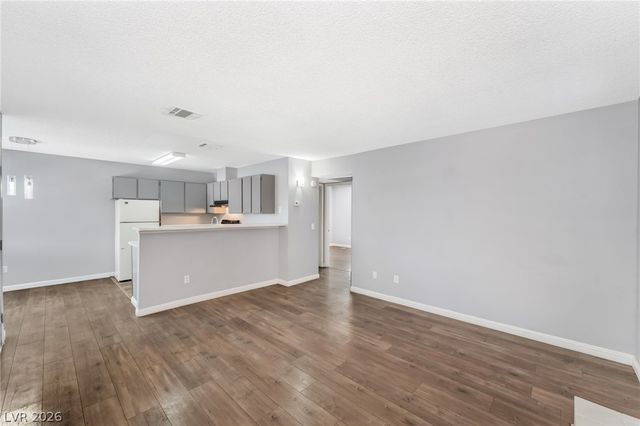 2722 Alicialynn Way B, Las Vegas, NV 89121