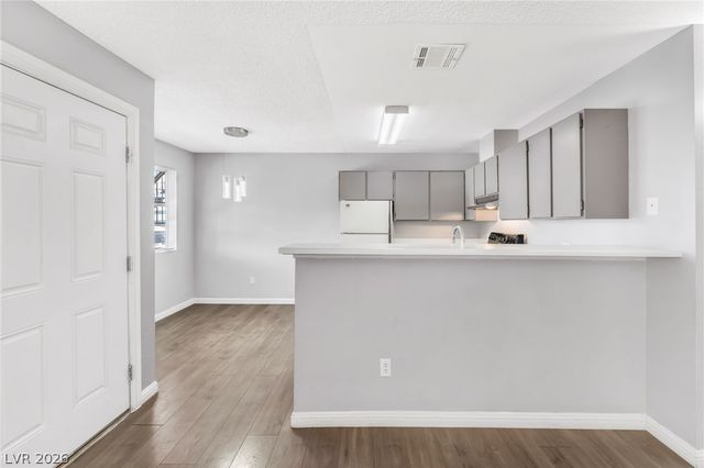2722 Alicialynn Way B, Las Vegas, NV 89121