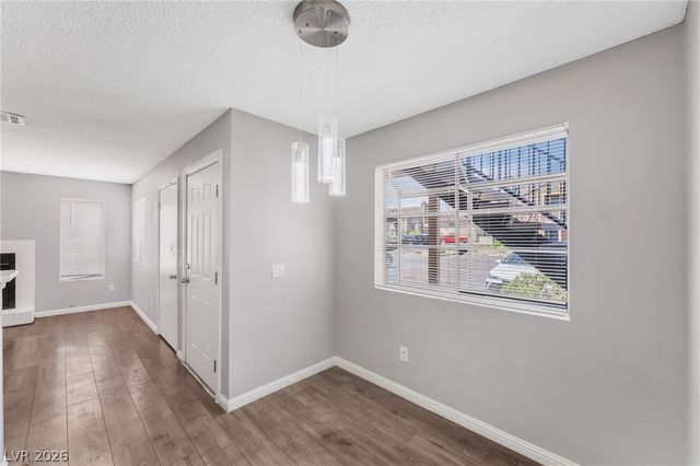 2722 Alicialynn Way B, Las Vegas, NV 89121