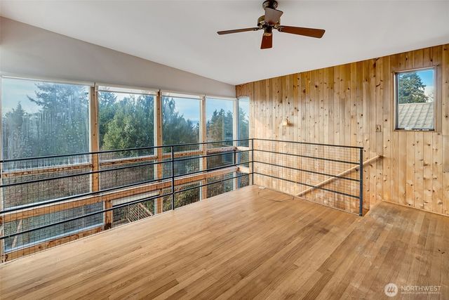 7233 36th Avenue SW, Seattle, WA 98126