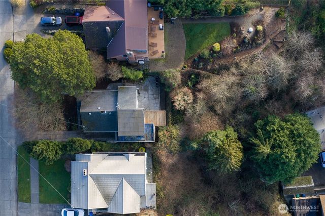 7233 36th Avenue SW, Seattle, WA 98126