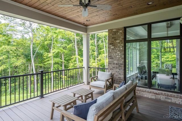 920 Blue Heron Lane, Miami Twp, OH 45140