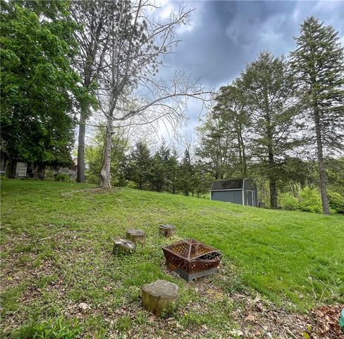 285 Thompsonville Rd, Peters Twp, PA 15317