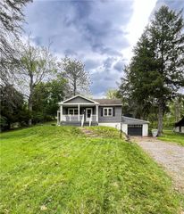 285 Thompsonville Rd, Peters Twp, PA 15317