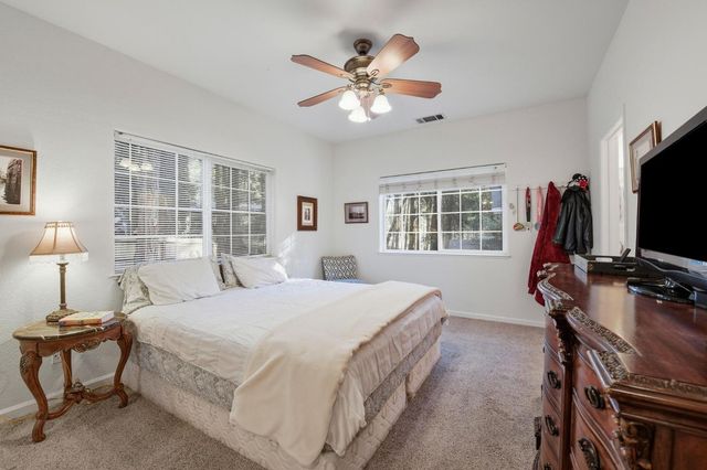 2845 Viona Rd, Pollock Pines, CA 95726