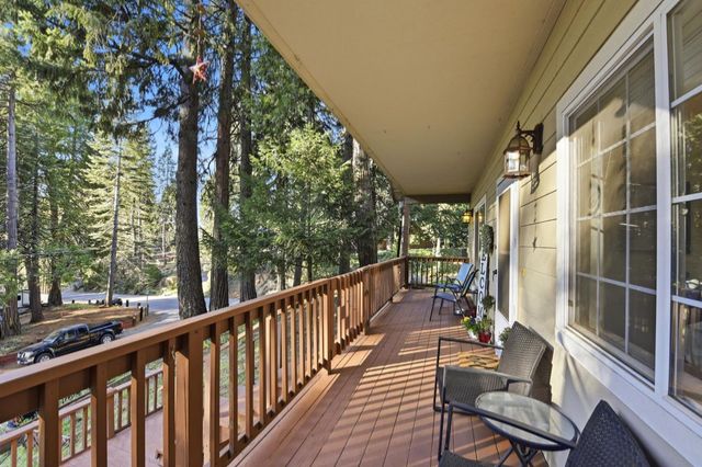 2845 Viona Rd, Pollock Pines, CA 95726