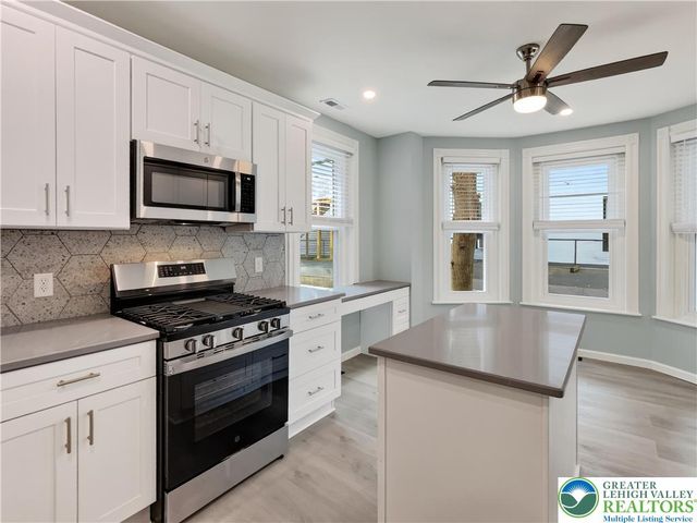 411 Main Street 2, Hellertown Boro, PA 18055