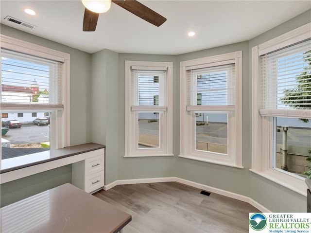 411 Main Street 2, Hellertown Boro, PA 18055