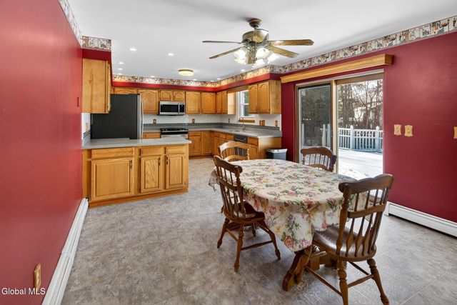 1457 Castleridge Road, Schodack, NY 12033