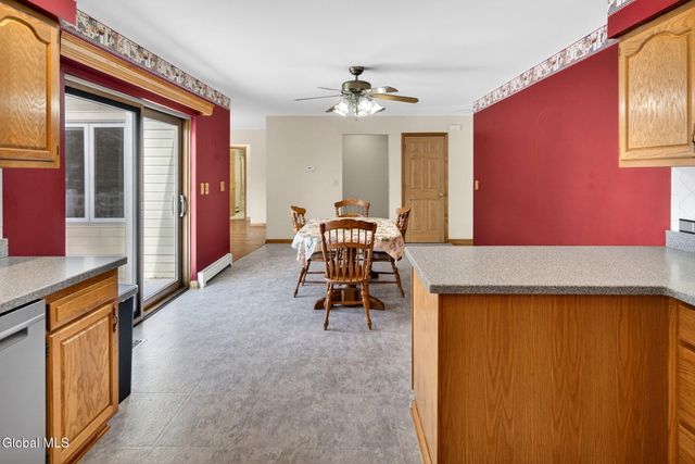 1457 Castleridge Road, Schodack, NY 12033