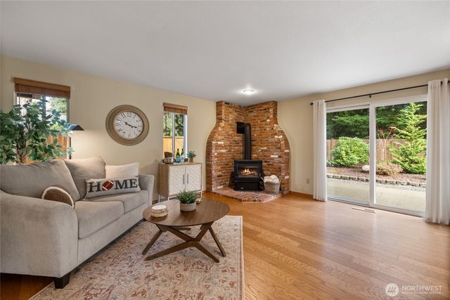 3216 31st Avenue SE, Puyallup, WA 98374