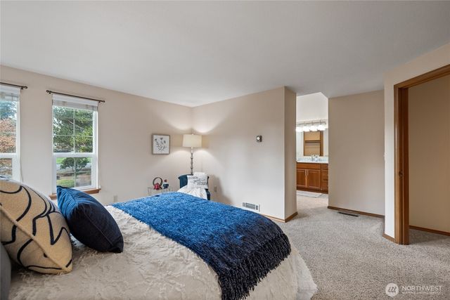 3216 31st Avenue SE, Puyallup, WA 98374