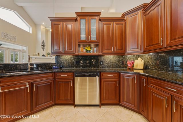 427 Heathrow Circle, Rockledge, FL 32955