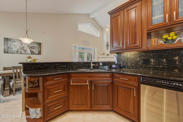 427 Heathrow Circle, Rockledge, FL 32955