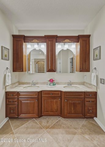 427 Heathrow Circle, Rockledge, FL 32955