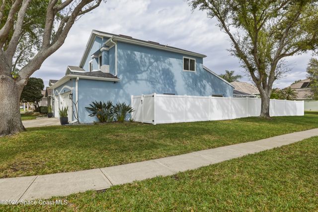 427 Heathrow Circle, Rockledge, FL 32955