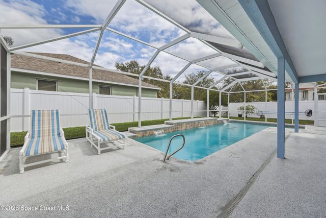427 Heathrow Circle, Rockledge, FL 32955